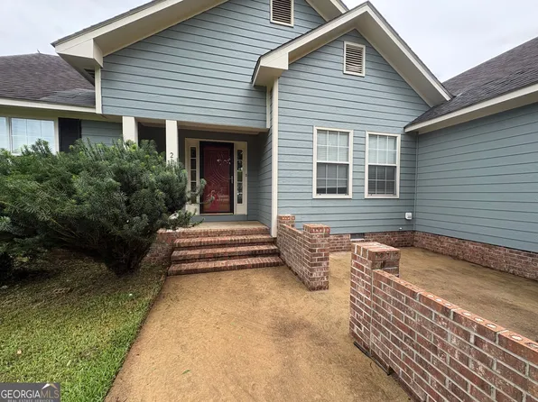 219 Fairway Dr, Americus, GA 31709