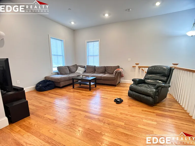 18 Murdock St #4 — Photo 6