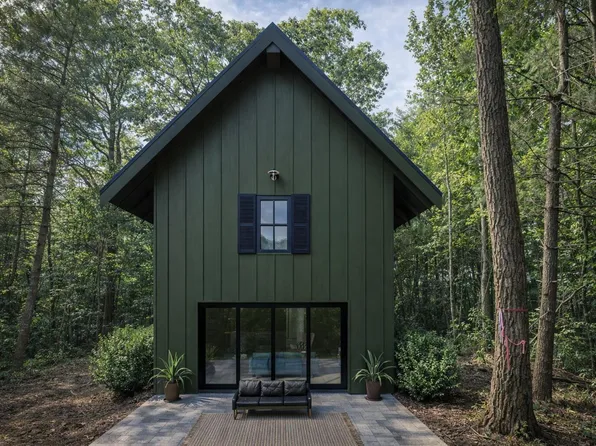 57 Middle Ridge Rd, Campton, KY 41301