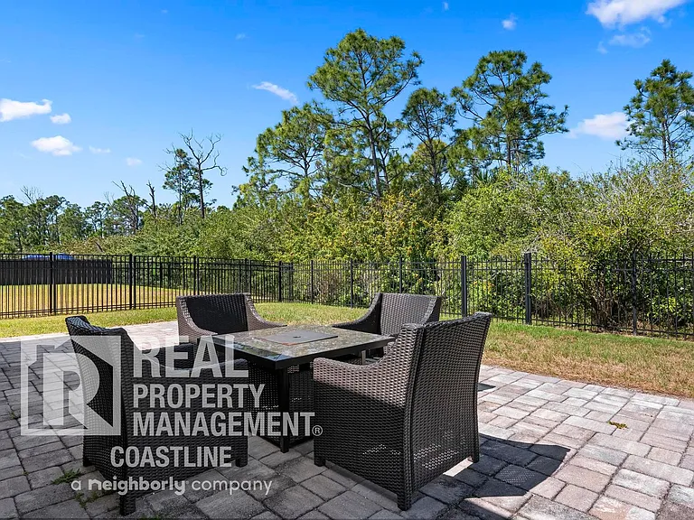 2585 Hobblebrush Dr — Photo 41