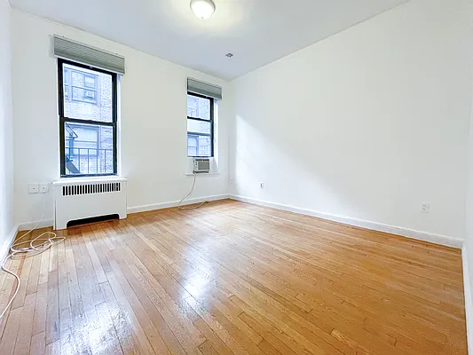Rented by Oxford Property Group | media 2
