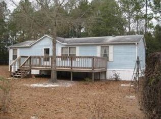 12111 Montclair Rd, Fountain, FL 32438