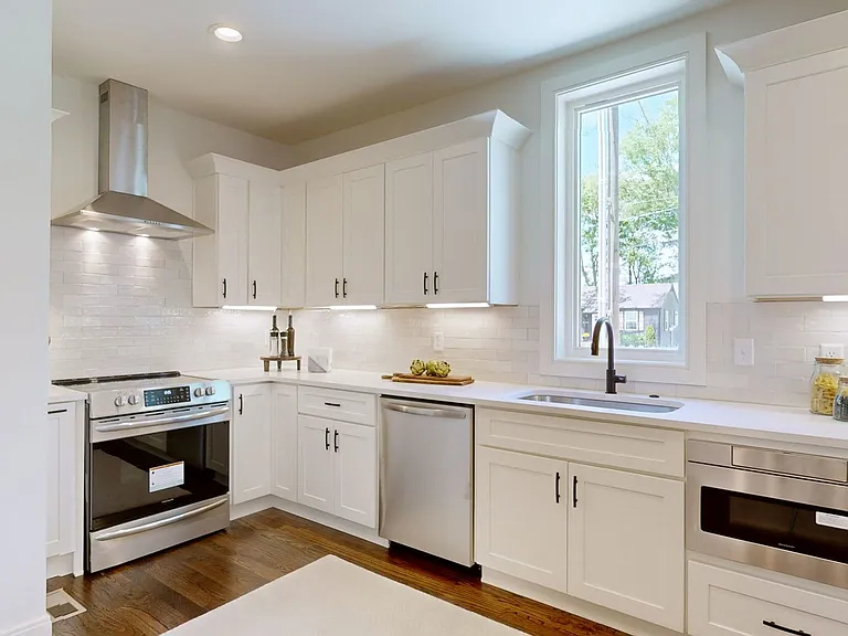5909B Carl Pl — Photo 13