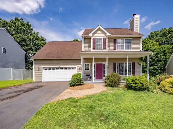 39 Saratoga Way, Meriden, CT 06450
