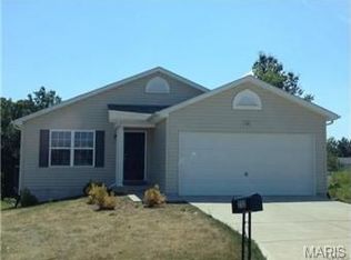 232 Gentle Pine Ln, Winfield, MO 63389