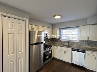 1321 W Sherwin Ave #1OB, Chicago, IL 60626