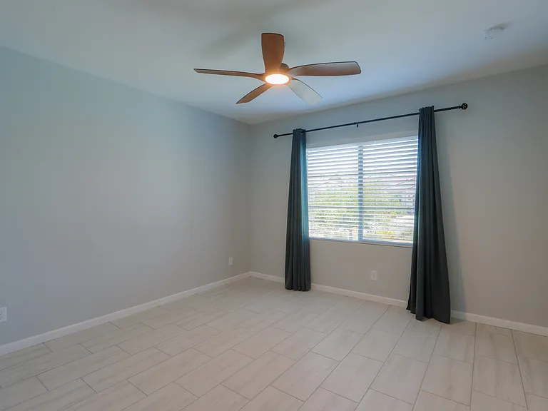 5656 W Posse Dr — Photo 6