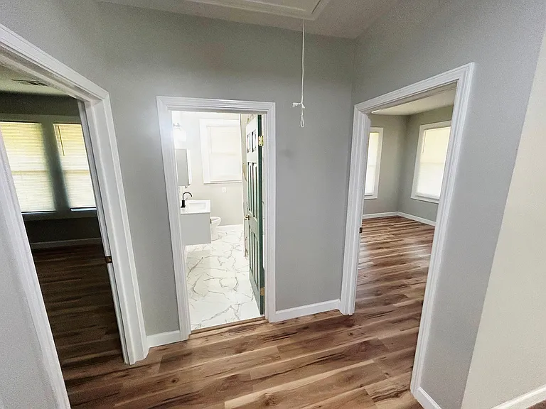 890 Maury St — Photo 6