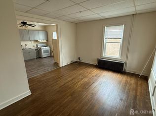 69 W Somerset St #E, Raritan, NJ 08869