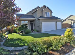 260 Manowar Ln, East Wenatchee, WA 98802