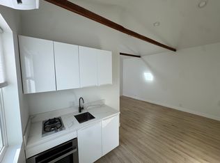 808B Burchett St, Glendale, CA 91202