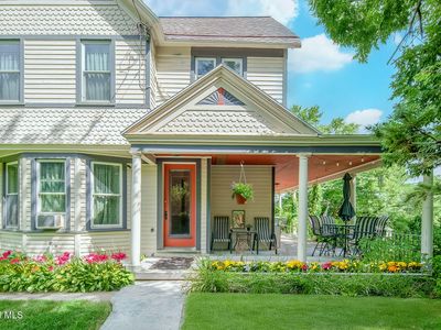 2845 Aqueduct Road, Niskayuna, NY, 12309