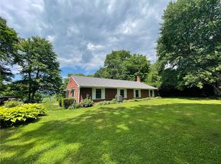 1512 Nicely Dr, Ligonier, PA 15658