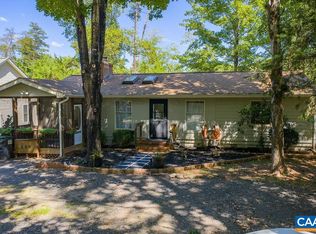 305 Stratford Cir, Locust Grove, VA 22508