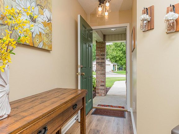 5th image of 2125 W Lymington Way