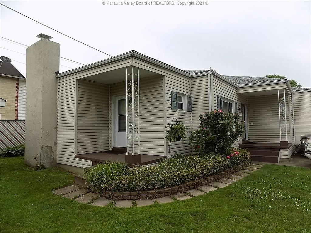 1235 Virginia Ave photo 1