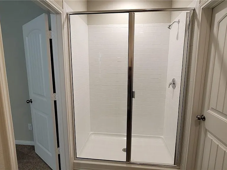 6406 Kildare Dr — Photo 13