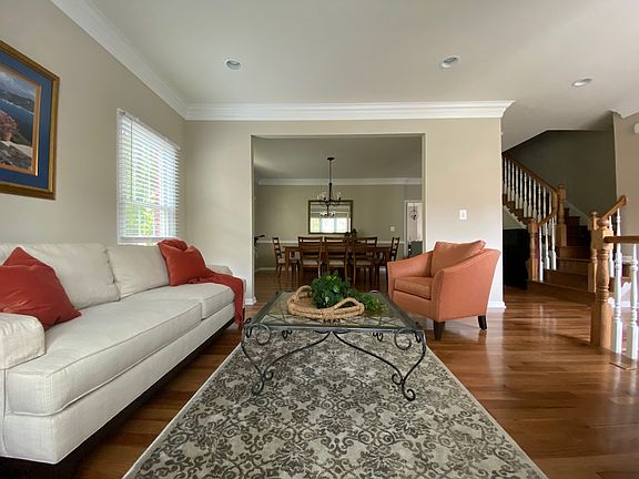 5th image of 5801 Deer Lake Ln