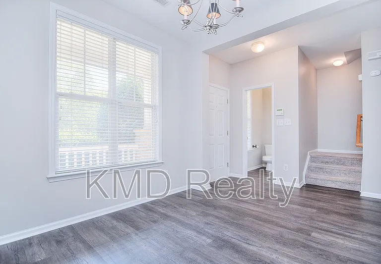 11315 Dundarrach Ln — Photo 5