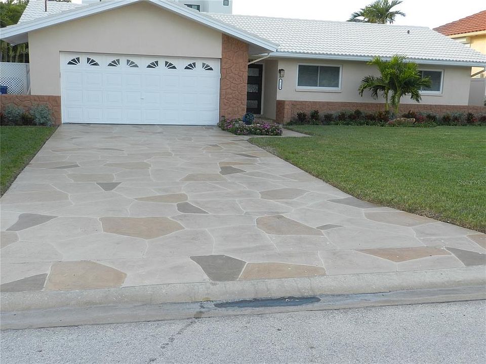 1st image of 2720 HIBISCUS DRIVE W