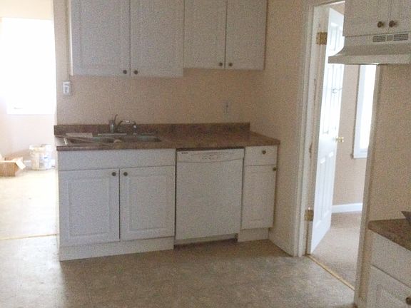 4th image of 720 Bell Ave