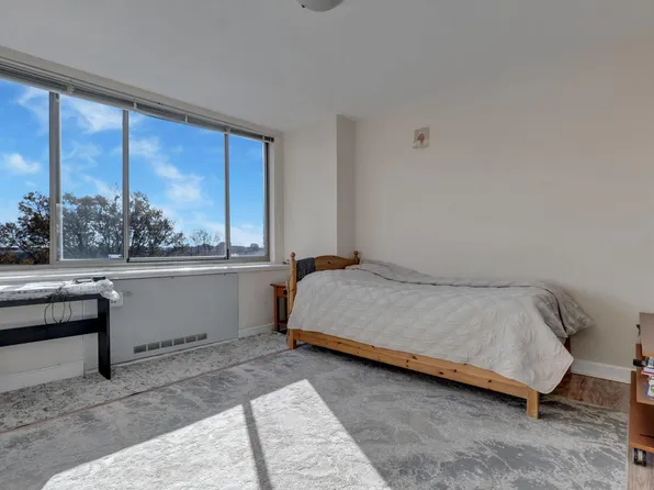 1111 Arlington Blvd APT 905, Arlington, VA 22209