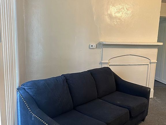 3rd image of 407 E Saint John St #2