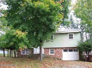 16 Sturbridge Ct, Voorheesville, NY 12186