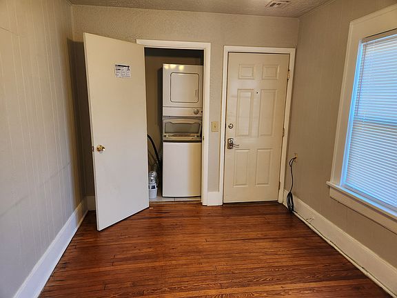 5th image of 602 W Symmes St