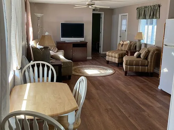 4914 Porky Ln, Saint James City, FL 33956