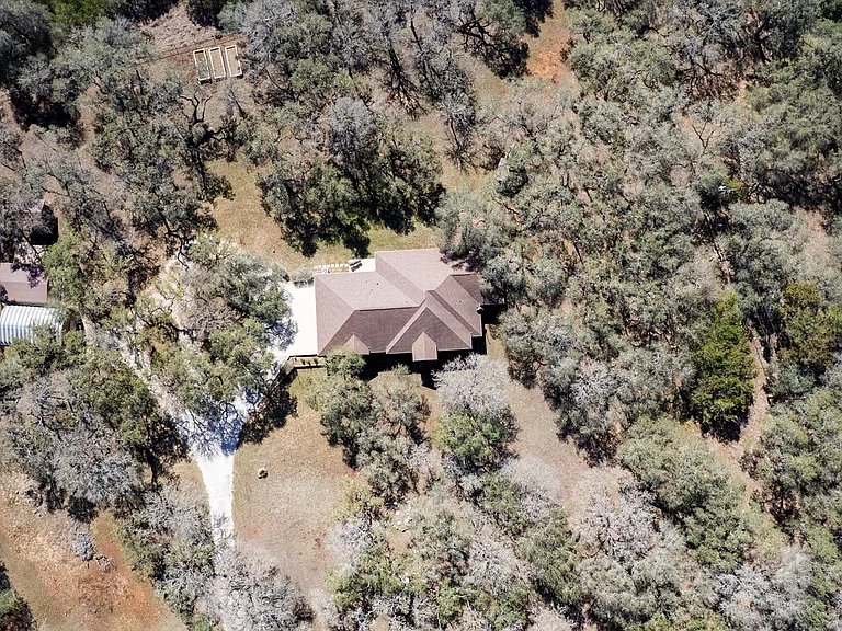 10808 Dedeke Dr — Photo 37