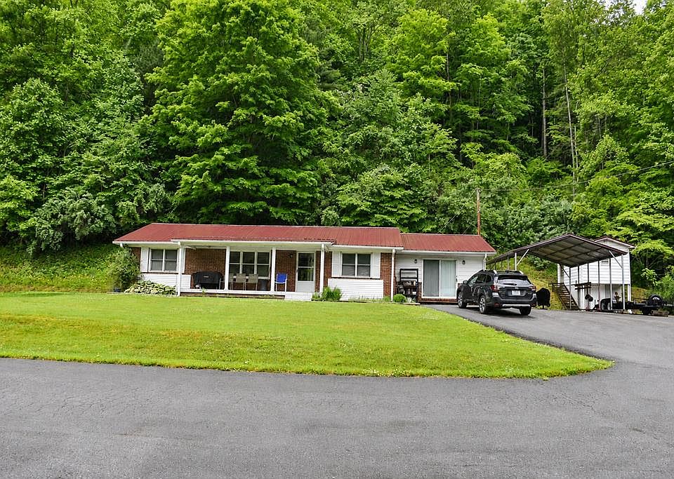 1st image of 3012 Breeden Branch Rd