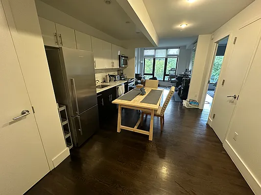 Rented by Living New York | media 10