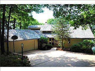 1st image of 17 Aldridge Ln