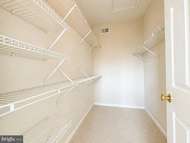 12434 Iona Sound Dr — Photo 14