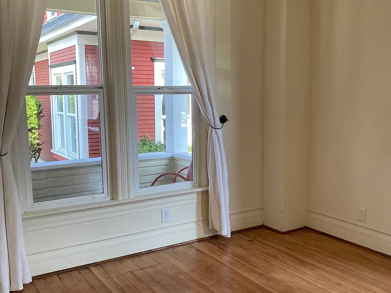 612 E Magnolia St #101 — Photo 6