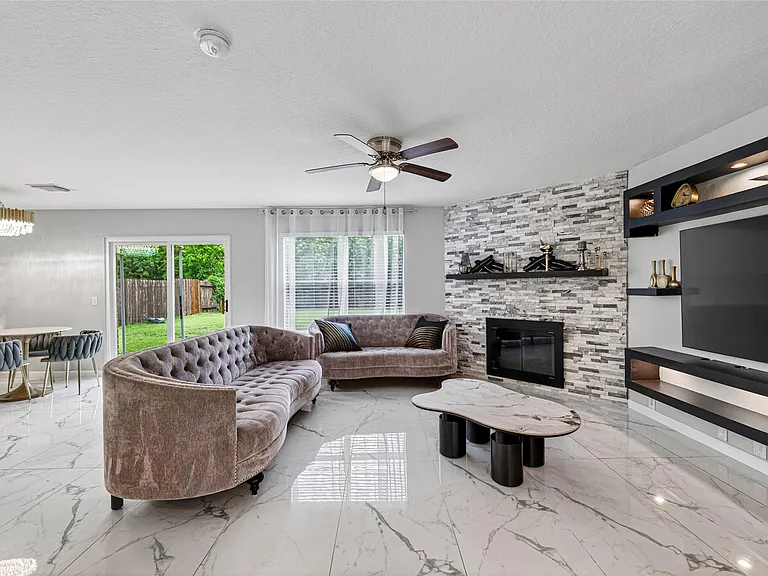 21202 Barker Canyon Ln — Photo 11
