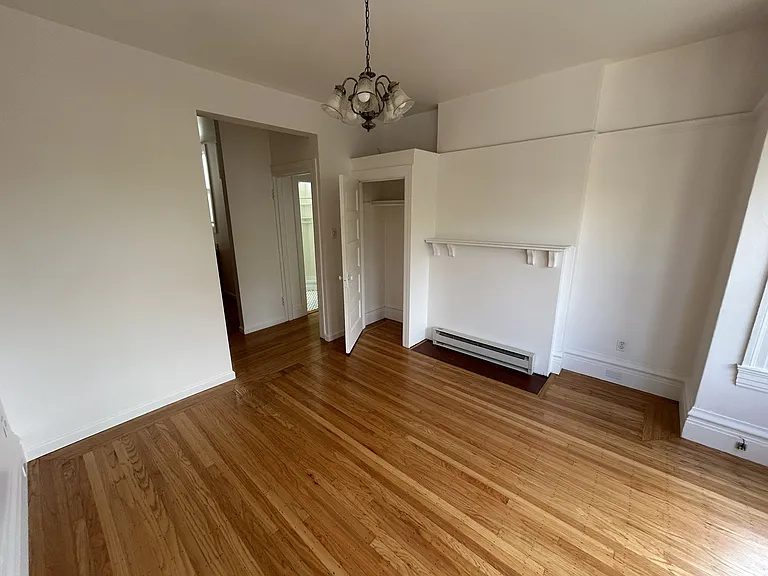 307 Frederick St — Photo 5