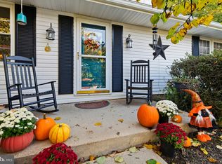 1602 Thornwood Ct, Fallston, MD 21047