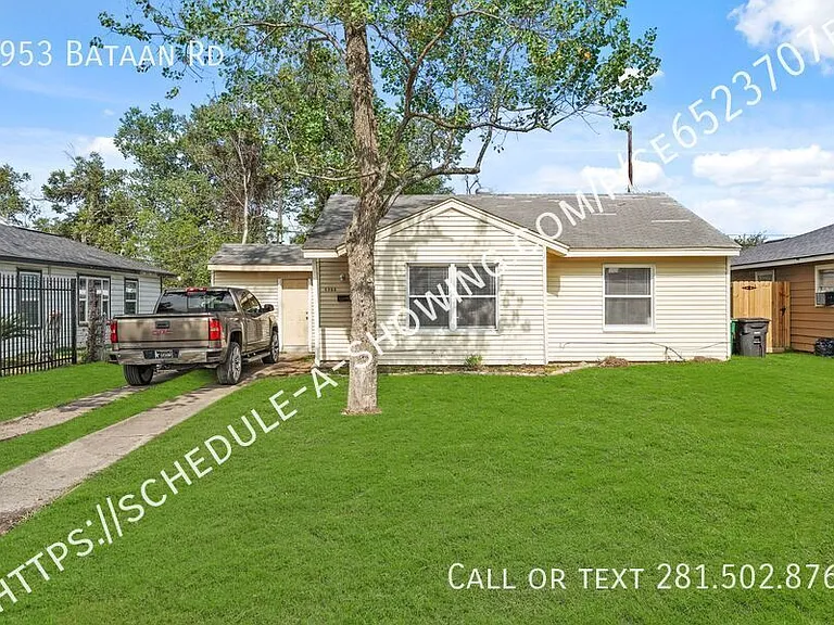4953 Bataan Rd — Photo 2