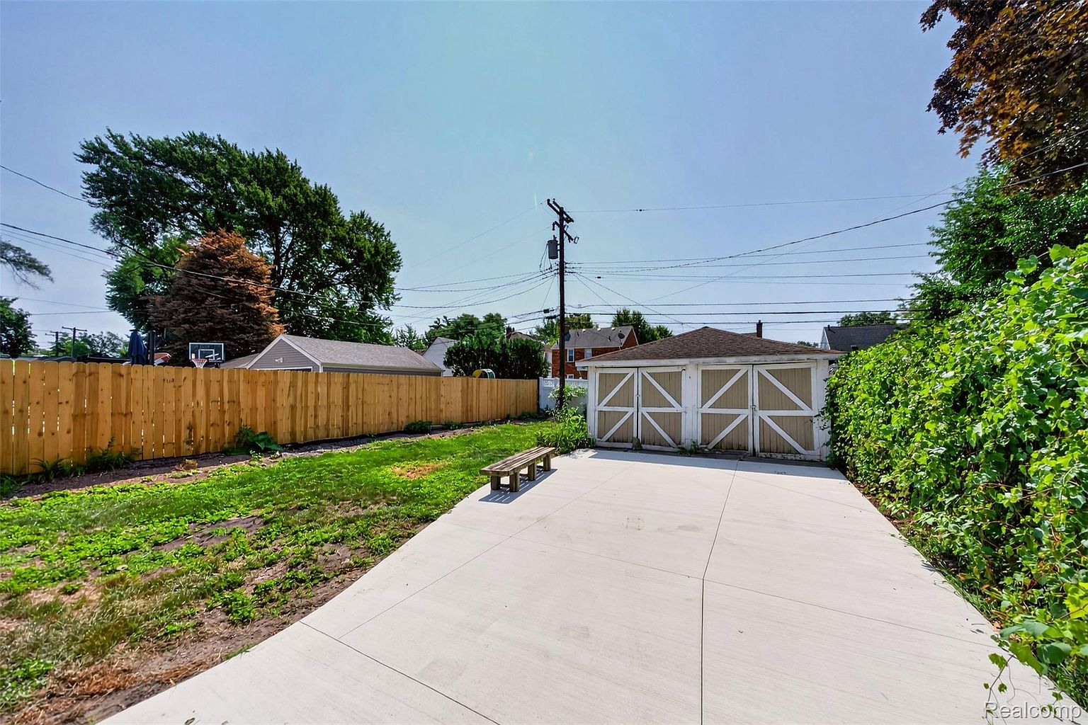 761 Columbia Rd, photo 5