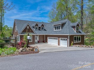 415 Methodist Dr, Lk Junaluska, NC 28745