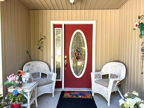 2nd image of 246 Saint George Dr