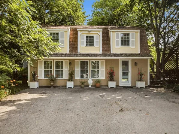 554 E Main Rd, Middletown, RI 02842