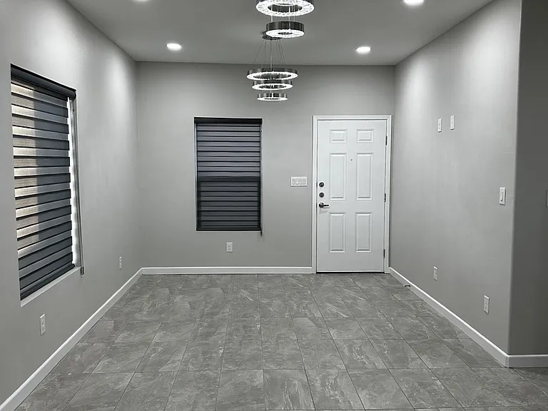 1002 Sugar Garden Dr — Photo 5