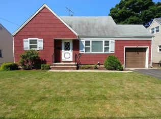 2260 Pershing Rd, Union, NJ 07083