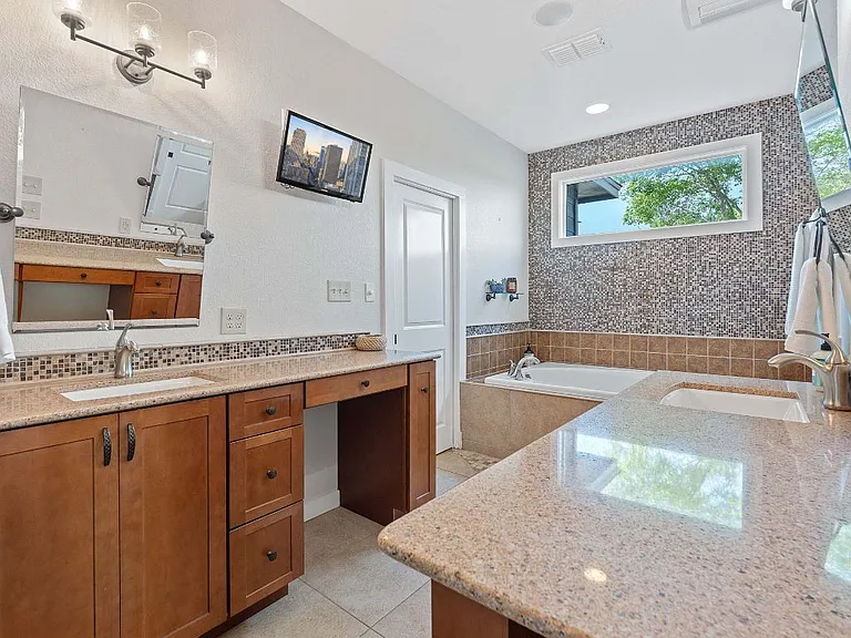 7604 Vail Valley Dr — Photo 17