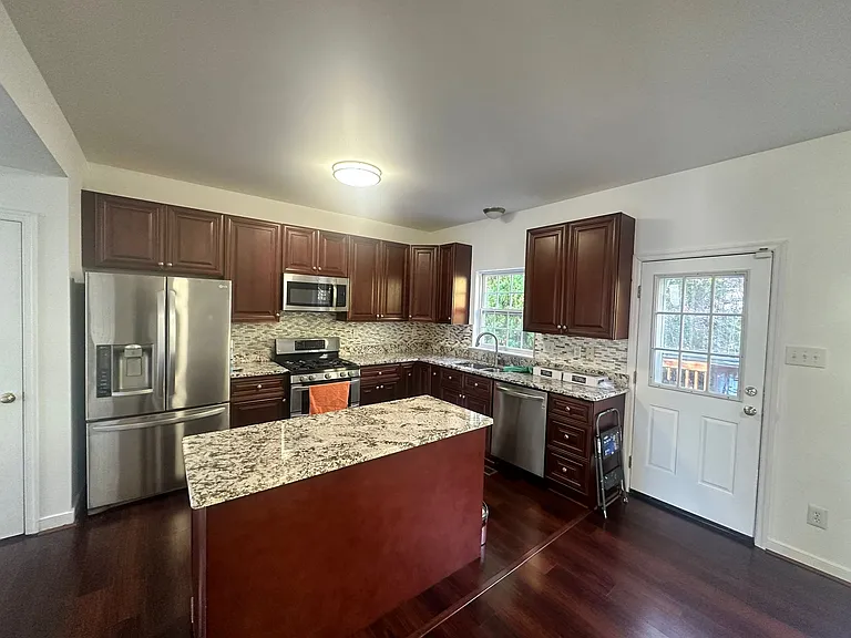 11465 Abbots Cross Ln #1 — Photo 11
