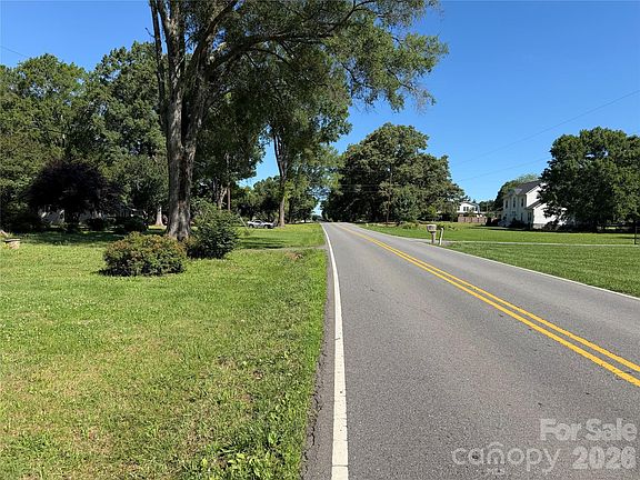 5th image of 3538 Back Creek Church Rd