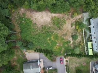 1 Marion St, Walpole, MA 02081